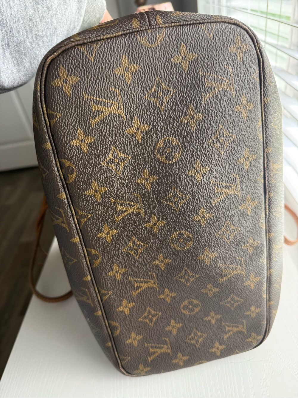 🤩 AUTHENTIC Louis Vuitton Monogram Canvas Neverfull MM Tote in Brown and Tan - Picture 5 of 14
